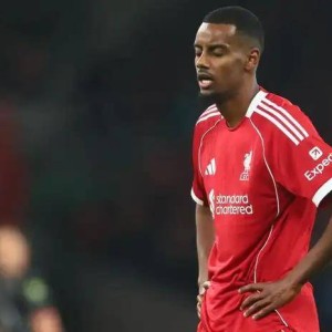 2-2平纽卡！利物浦还可以买两个边锋，一位置短板花两亿欧也补不上