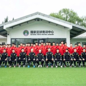 从校园球场到曼联青训营 沙坪坝14岁少年“闯”进国足名单